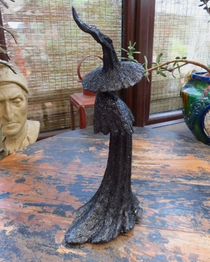 🔥LAST DAY 49% OFF - 🧙♀️💫Handmade Black Witch Statue: The Guardian of Your Home