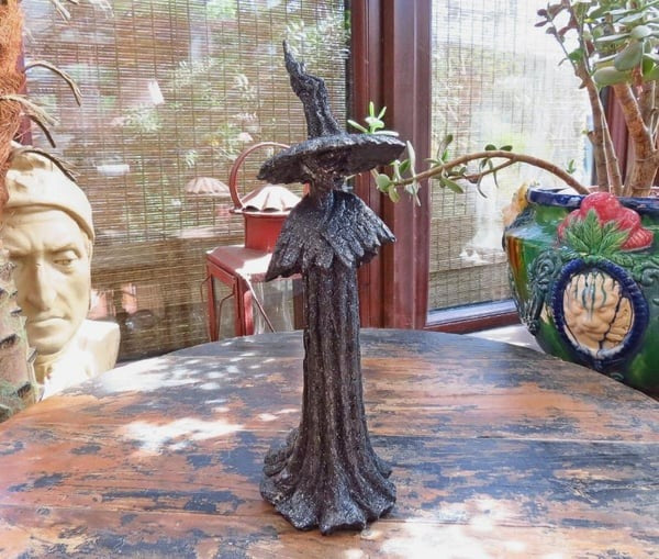 🔥LAST DAY 49% OFF - 🧙♀️💫Handmade Black Witch Statue: The Guardian of Your Home