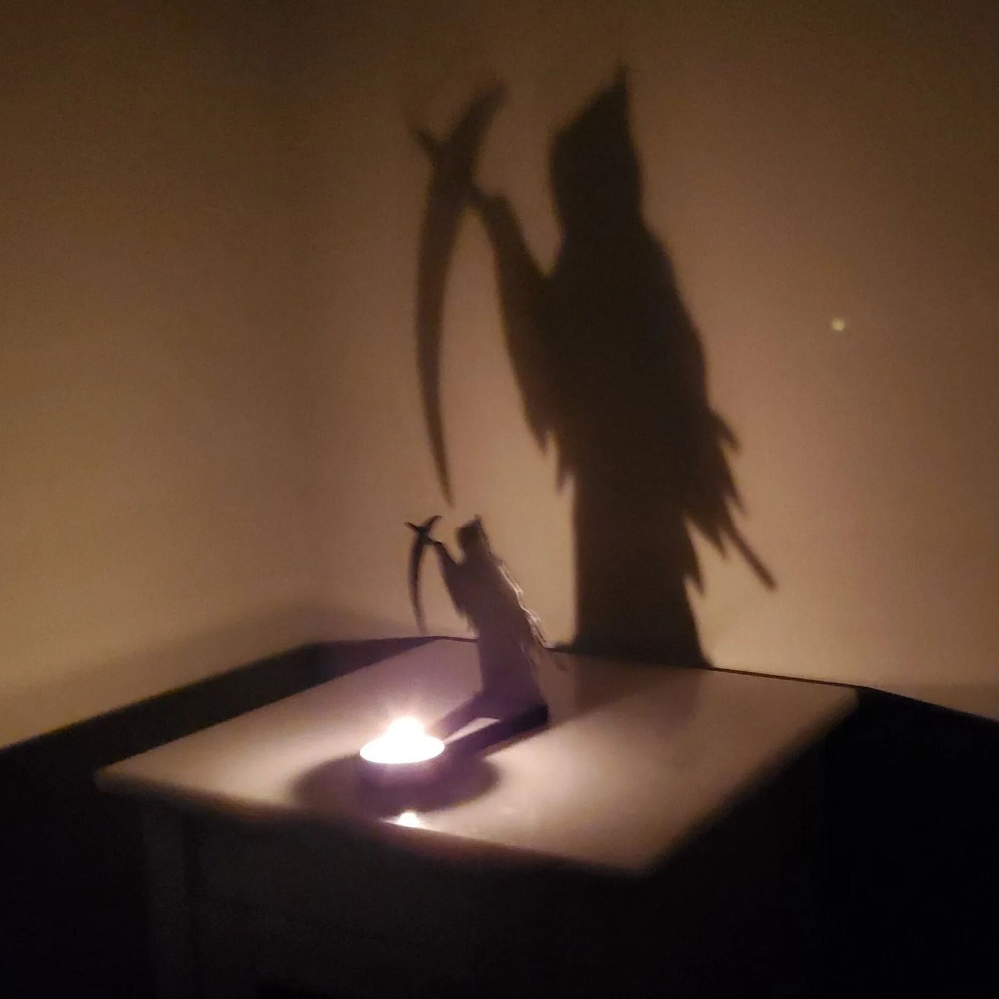 🕯️Tealight Shadow Caster - Halloween Tea Light Holder